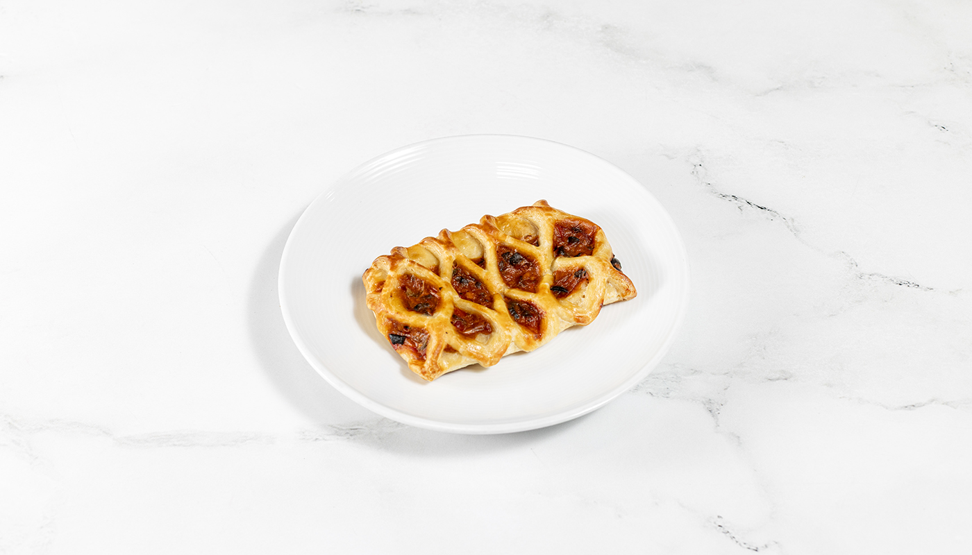 Tomato Olive Croissant